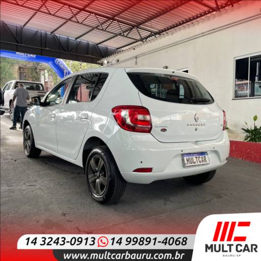 SANDERO 1.6 4P FLEX EXPRESSION por Mult Car Bauru