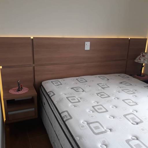 Cabeceira em madeira