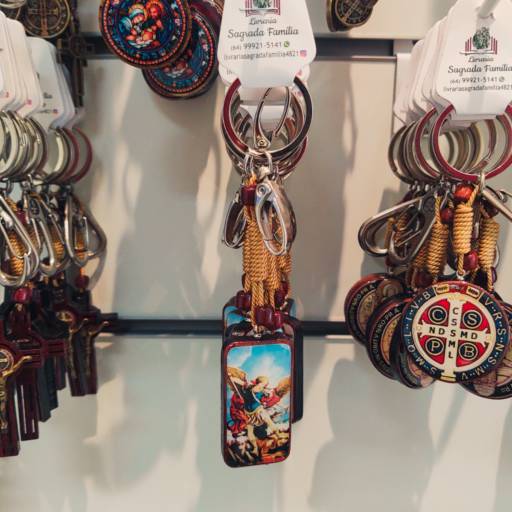 Chaveiro  por Livraria Sagrada Família