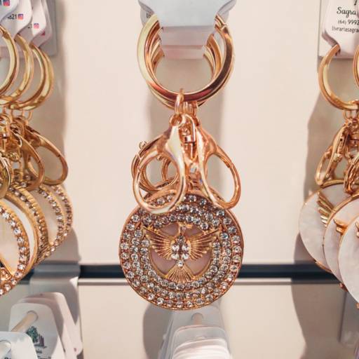 Chaveiro  por Livraria Sagrada Família