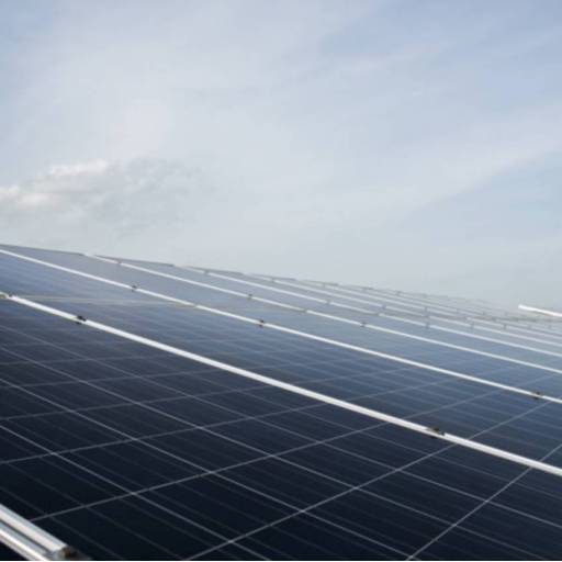 Usina Solar por Roof Energia Solar 