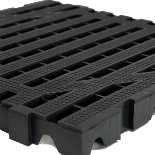 Estrado de Plástico 5050 em Bauru e Região por SoftPlas Bauru e Sacos de Lixo Reforçados - Caixas Plásticas Multiuso