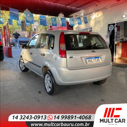 FIESTA HATCH 1.0 Bauru por Mult Car Bauru