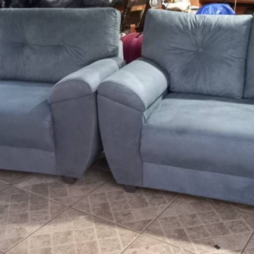 Sofá retration e retato, em dued azul caneta e cinza (grafitt) por Carlão Capoteiro e Estofador Sofá retration e retato, em dued azul caneta e cinza (grafitt) por Carlão Capoteiro e Estofador