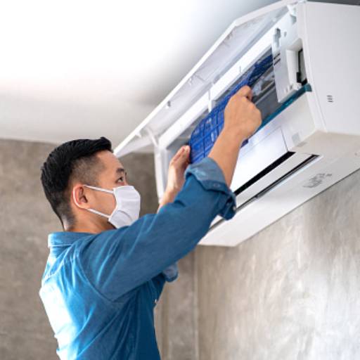 Comprar o produto de Higienização de ar condicionado  em Ar Condicionados pela empresa FS Instalações em Londrina, PR por Solutudo