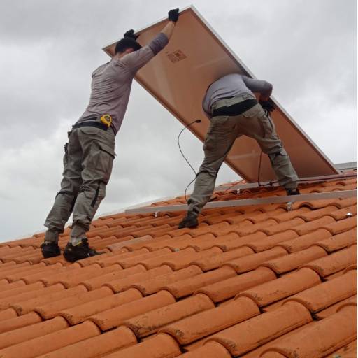 Instalação de placa fotovoltaica