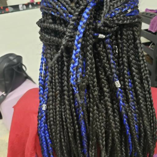 Comprar o produto de Box braids em Tranças pela empresa Studio Afro Cabelo & Cia em Marília, SP por Solutudo