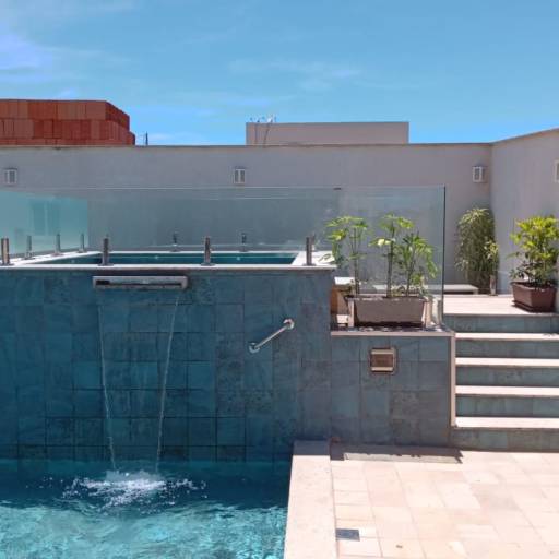 Construção de piscina  por BR-Pevedil Construções