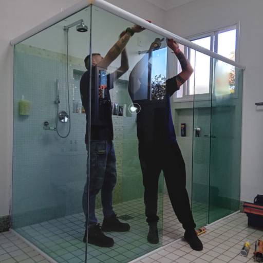 Box de Vidro Temperado em Itapetininga por Paulista Vidros - Vidraçaria e Esquadrias