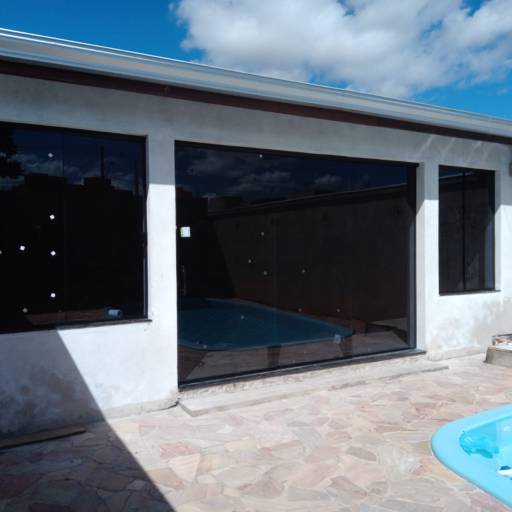 Janelas de vidro temperado para residencias em Itapetininga por Paulista Vidros - Vidraçaria e Esquadrias