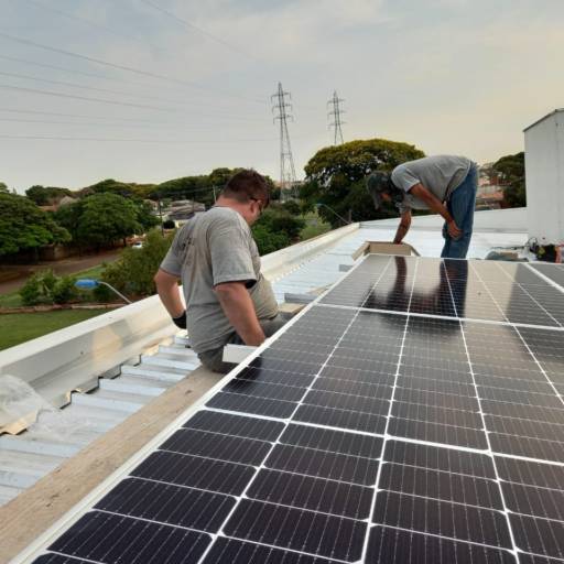 Limpeza de placa solar  por Uriel Energia Solar