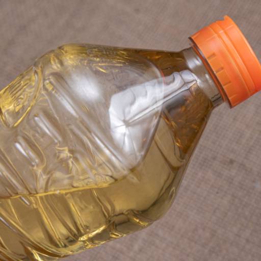 Comprar o produto de Compra de óleo de cozinha usado em Bauru em Reciclagem pela empresa Reciclagem Ferreira em Bauru, SP por Solutudo