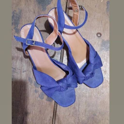 Sapatos  por Cravo&Canella Brechó Sapatos  por Cravo&Canella Brechó