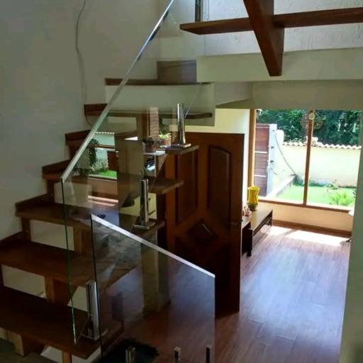 Instalação de vidro 