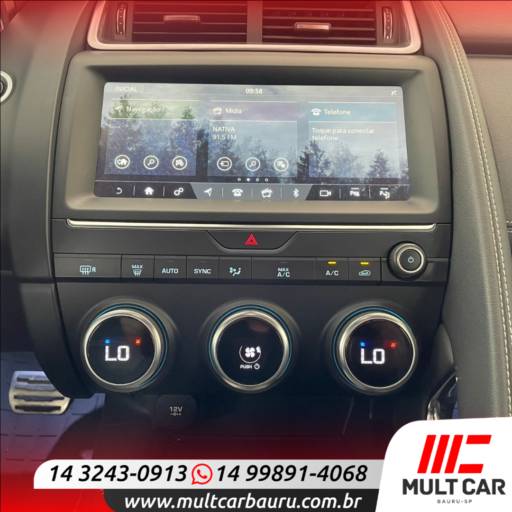 Jaguar E-Pace R-Dynamic SE 2.0 AWD 300cv Aut.  por Mult Car Bauru
