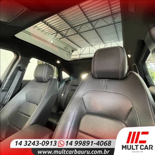 Jaguar E-Pace R-Dynamic SE 2.0 AWD 300cv Aut.  por Mult Car Bauru