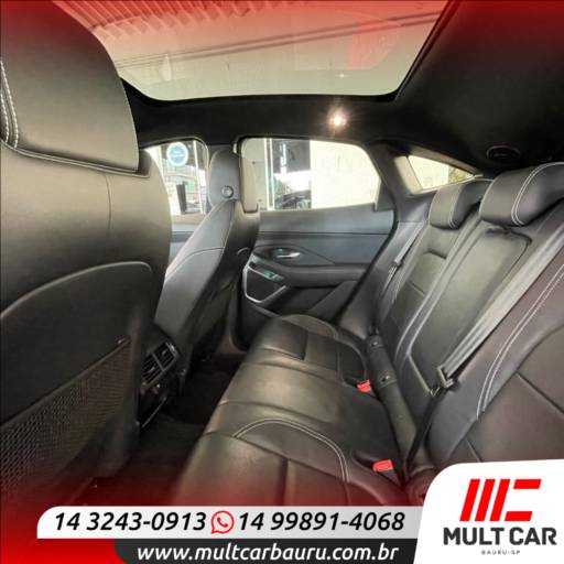Jaguar E-Pace R-Dynamic SE 2.0 AWD 300cv Aut.  por Mult Car Bauru