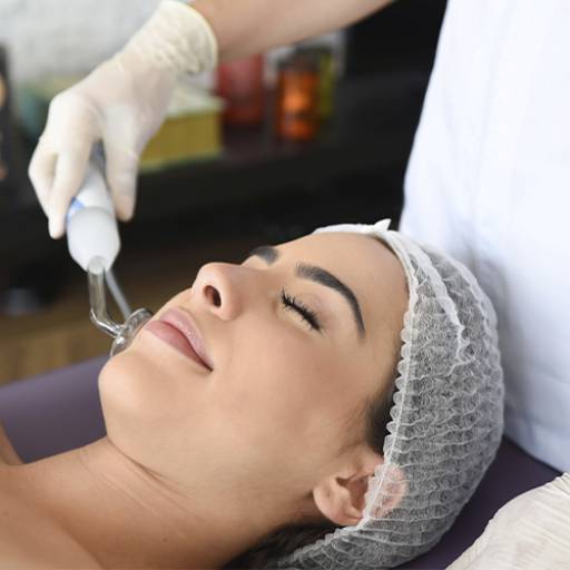 Limpeza de Pele Intensiva com Ação Anti-Idade por Spa Express