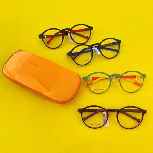 Óculos de grau infantil por Ótica Rio Branco