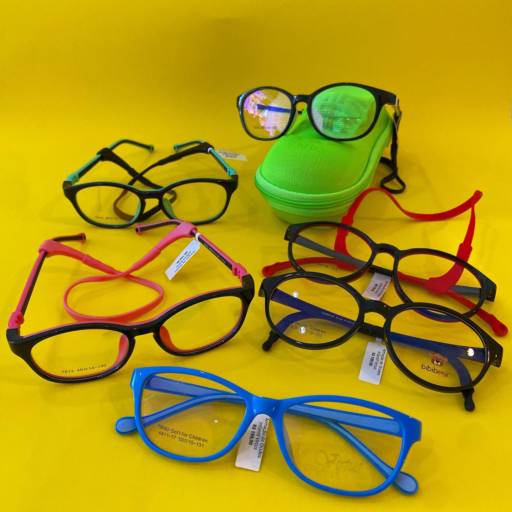 Óculos de grau infantil por Ótica Rio Branco