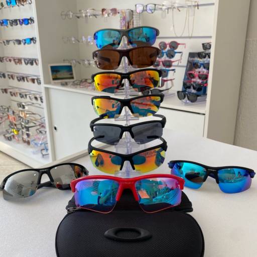 Comprar o produto de Óculos de sol masculino em Óculos pela empresa Ótica Rio Branco em Jundiaí, SP por Solutudo