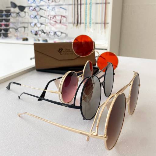 Óculos de sol feminino por Ótica Rio Branco