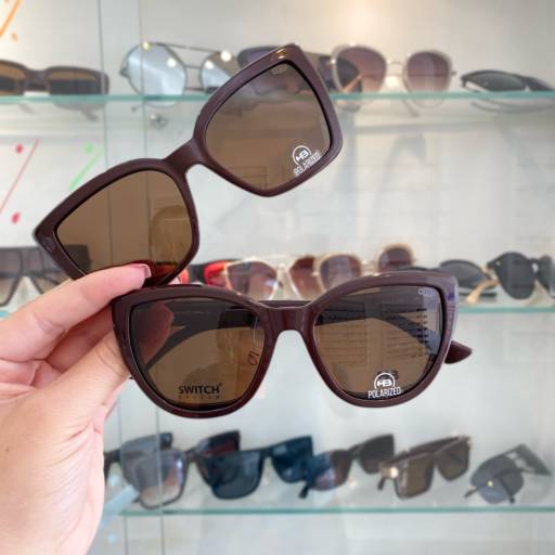 Óculos de sol feminino por Ótica Rio Branco