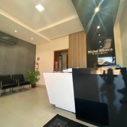 Interior Comercial por LAÍS GRUBERT Arquitetura, Design e Execução