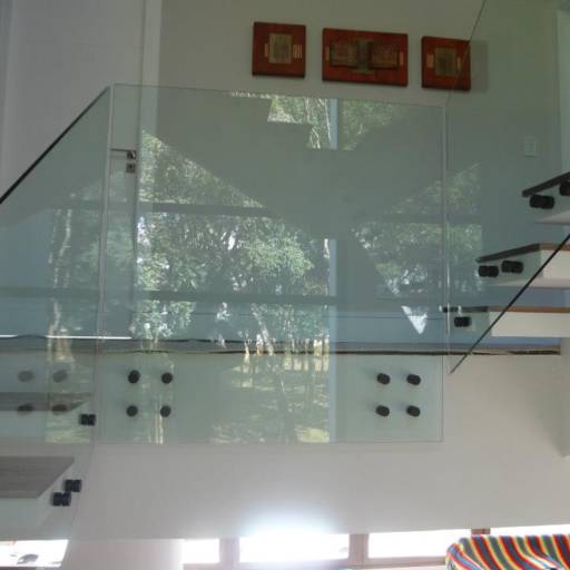 Comprar o produto de Instalação de vidro em Vidraçarias pela empresa Resinox em Curitiba, PR por Solutudo