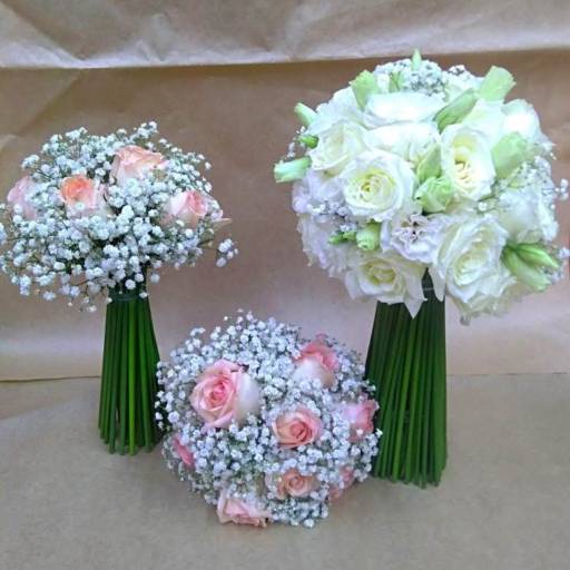 Buquê de noiva  por Victoria Flores E Presentes