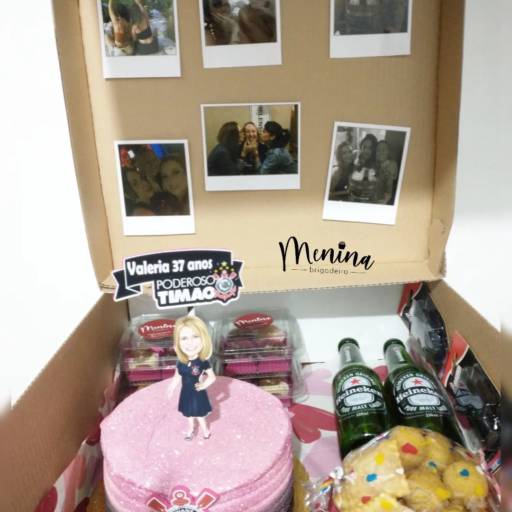 Festa na caixa por Menina Brigadeiro