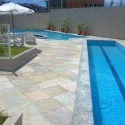 Casas em condomínio por Diniz Silveira Imoveis