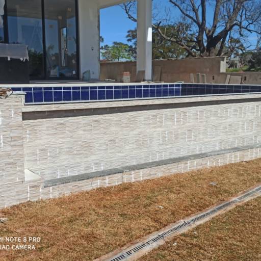 Obras em Andamento  em Ninho Verde I Eco Residence por Nova Steel Construções em Geral