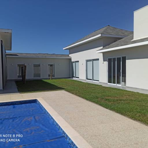 Obras em Andamento  em Ninho Verde I Eco Residence por Nova Steel Construções em Geral