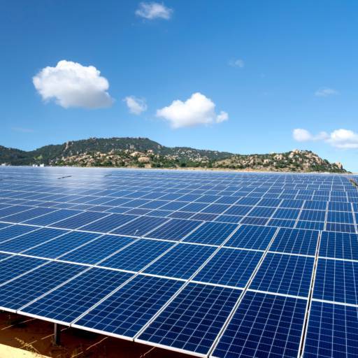 Comprar a oferta de Especialista em Energia Solar​ em Energia Solar pela empresa Bluesun Solar Maricá em Maricá, RJ por Solutudo