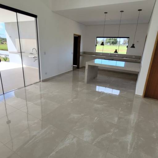 Imóvel com Acabamento Interno e Externo Fino