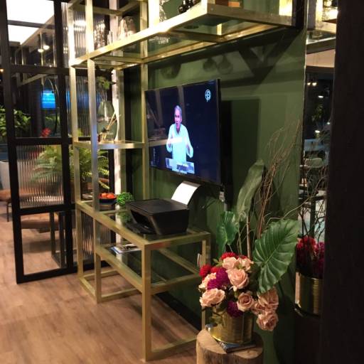 Esquadrias por WANDER BOX