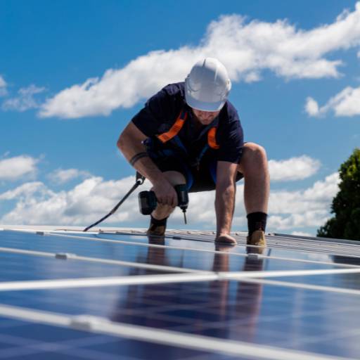Comprar o produto de Instalação de Energia Solar em Energia Solar pela empresa D' Lukas Soluções Tecnológicas em Araguaína, TO por Solutudo