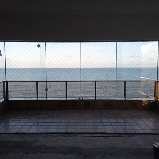 Corrimão em Vidro: Elegância e Segurança em Recife/PE