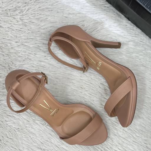 Sandália adulta Vizzano em Uberlândia, MG por Lojas Dom Flavittos