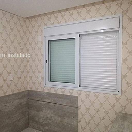 Portas e janelas em vidro por Folster Vidros Portas e janelas em vidro por Folster Vidros