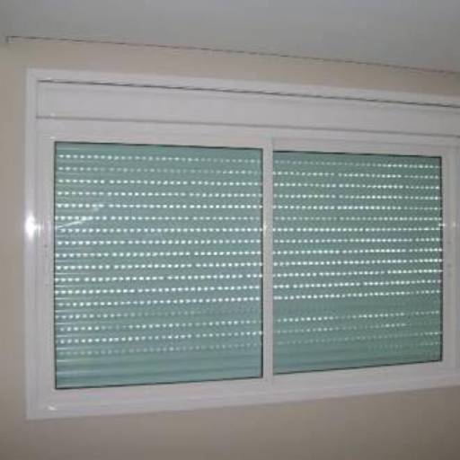 Janela de alumínio  por Folster Vidros