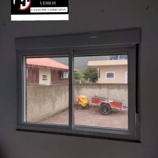 Janela de alumínio  por Folster Vidros