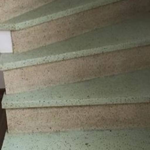 Escada pingadeira de granilite