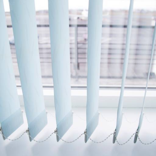 Persianas Verticais - Elegância e Controle de Luz - Belém, PA