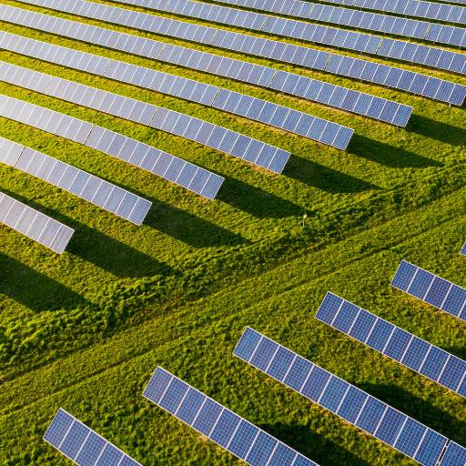 Usina Solar: Energia Limpa e Economia em Grande Escala em Montes Claros