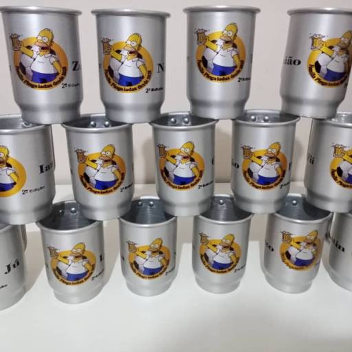 Caneca de alumínio personalizada por C-Art Personalizados