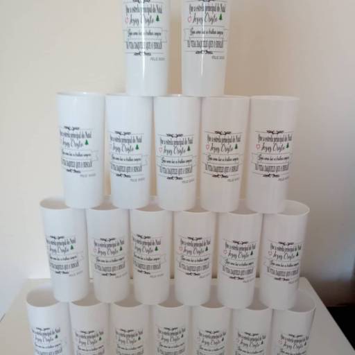 Copos de acrílico personalizados por C-Art Personalizados