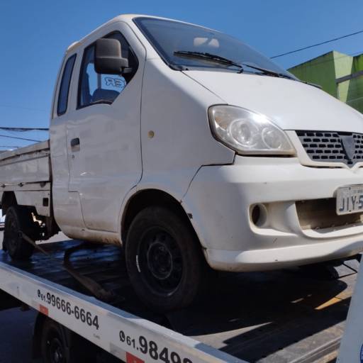 Serviço de guincho em Santo Antônio do Descoberto por SOS Santo Antonio