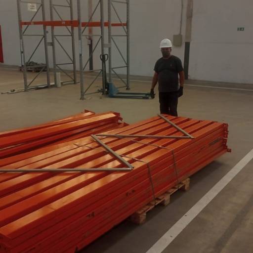 Estrutura dinâmica de armazenagem  por ABW Montagem De Estruturas Metálicas